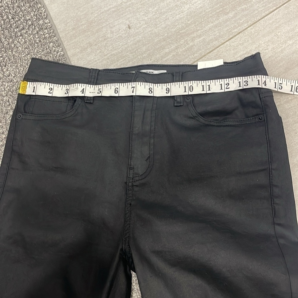Dynamite Kate Jeans Size 29 Black With Smooth Finish Corset Cross Tie Bottom - Picture 8 of 8